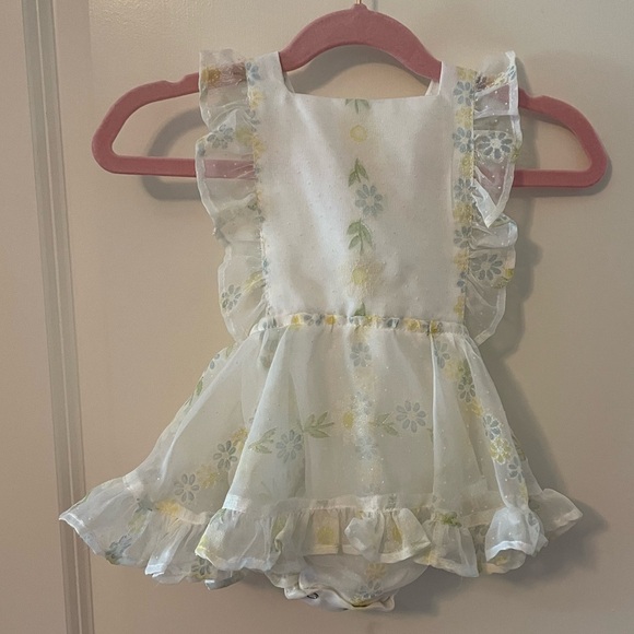 Vintage fabric numikids 6-12 month floral pinafore dress. - Picture 2 of 3